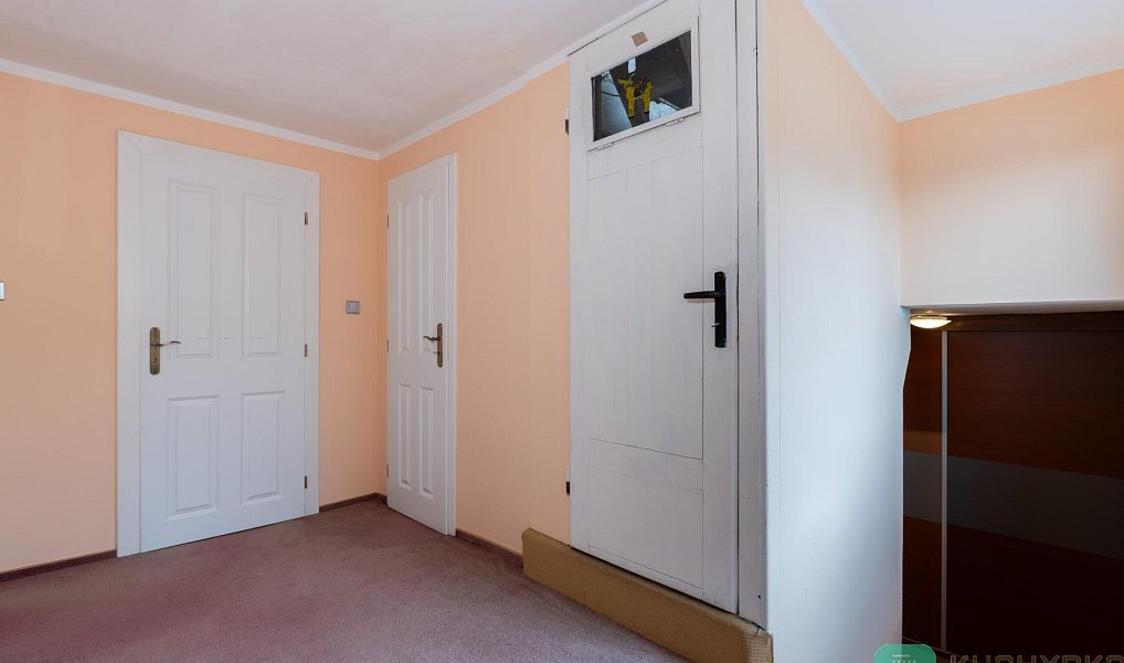 Prodej domu 265 m² s pozemkem 1 277 m², Košťany – náhled fotky 37