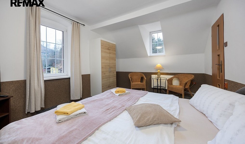 Prodej ubytovacího objektu 435 m², Hřensko – náhled fotky 17