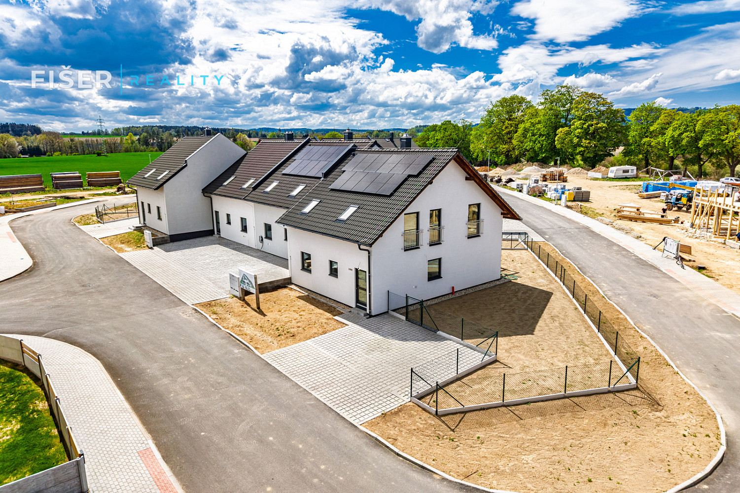 Pronájem domu 151 m² s pozemkem 271 m²