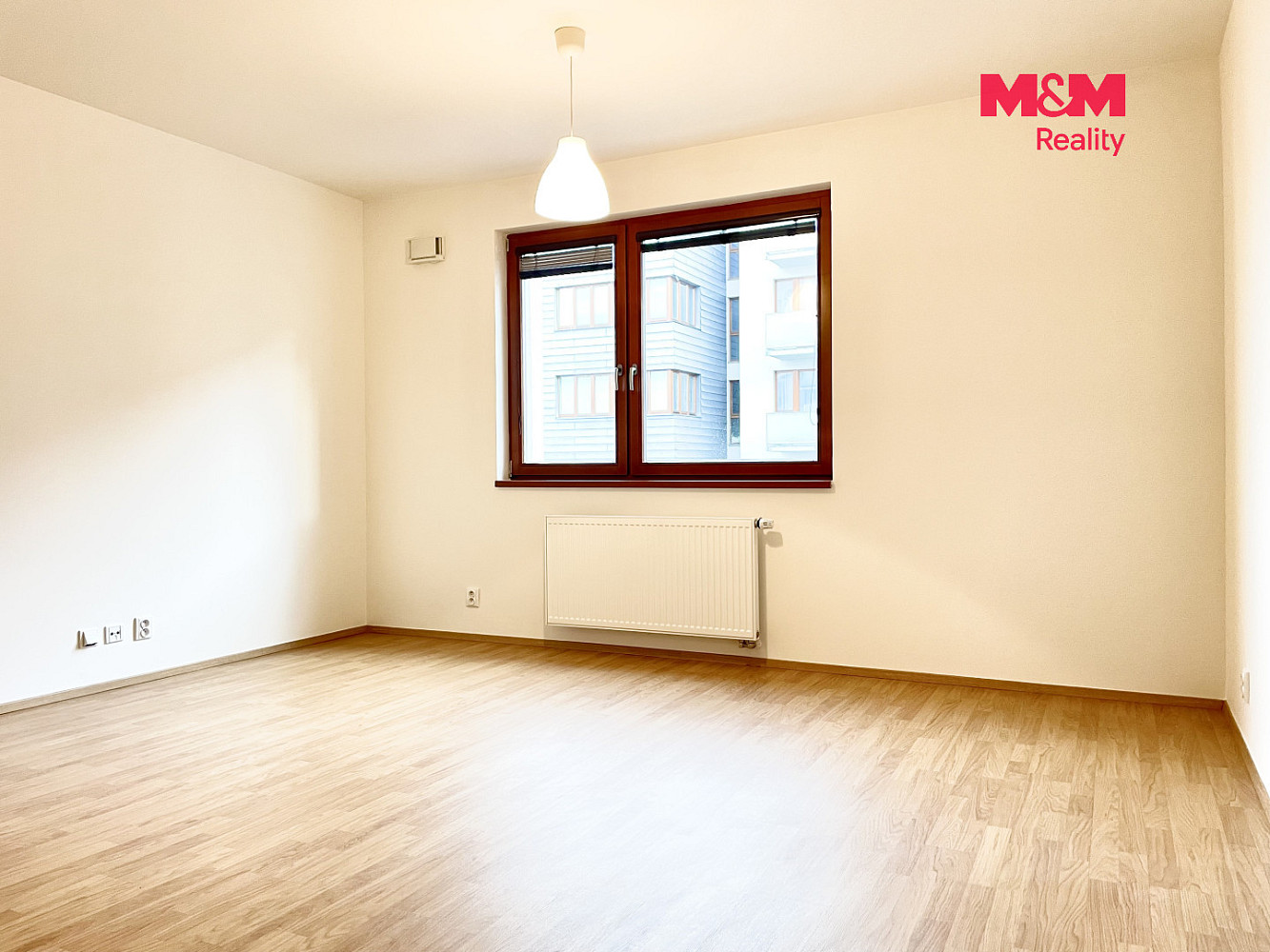Pronájem bytu 1+kk 38 m² – fotografie 3