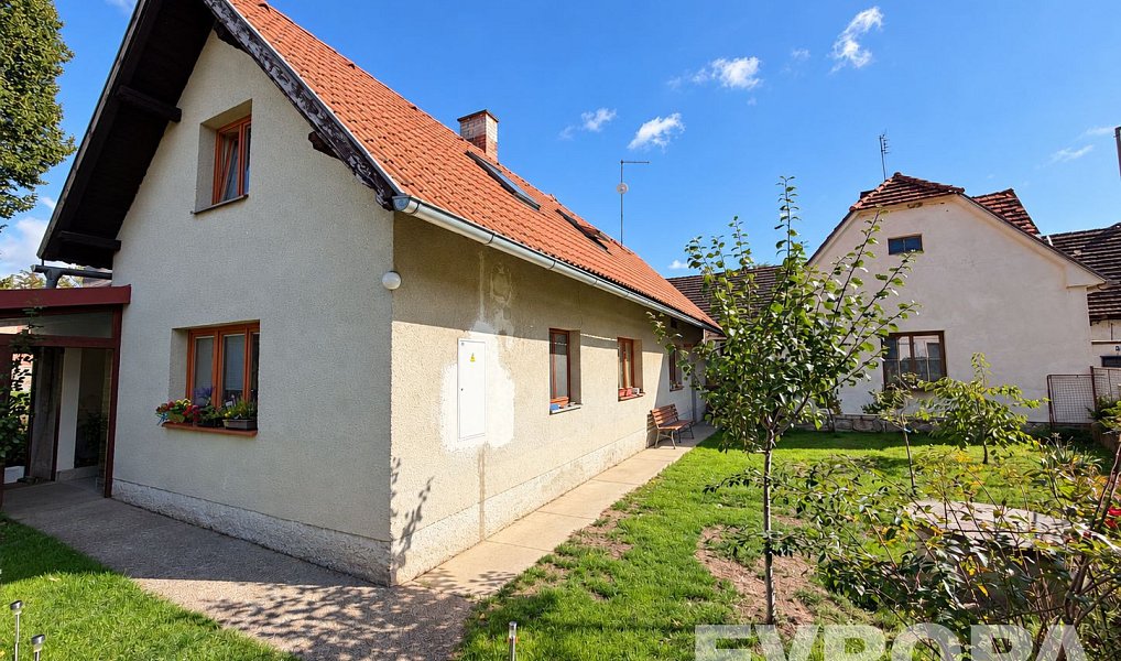 Prodej domu 205 m² s pozemkem 708 m², Lnáře – náhled fotky 21