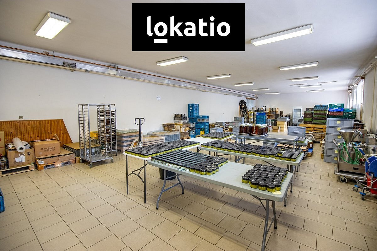 Pronájem skladovacích prostor 321 m²