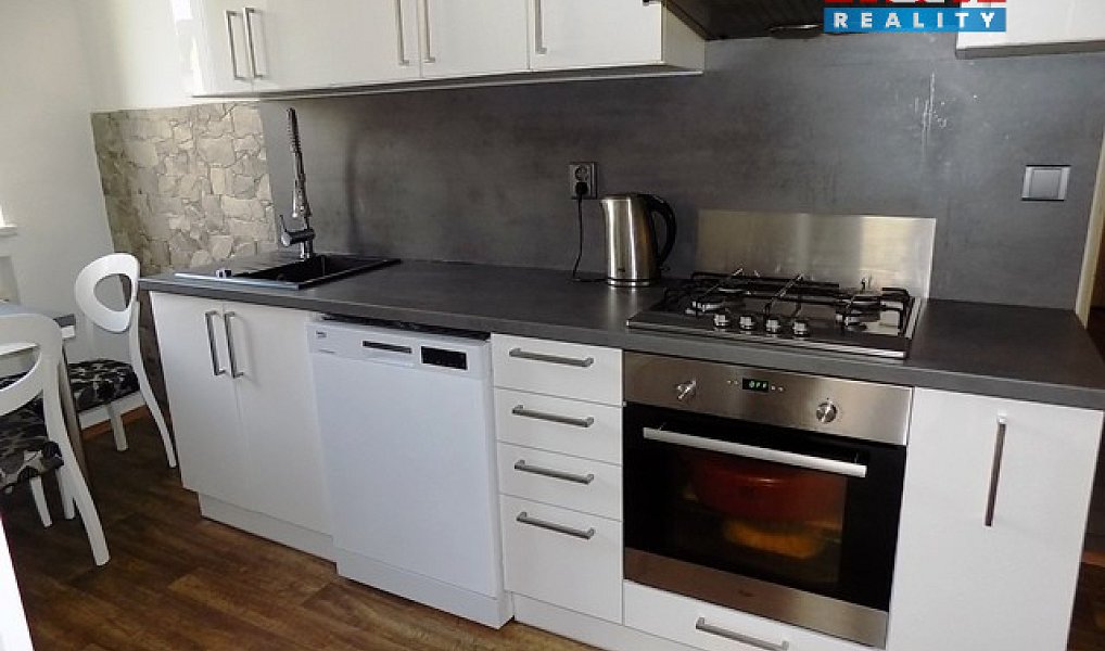 Prodej bytu 3+1 75 m², Strakonice – náhled fotky 2
