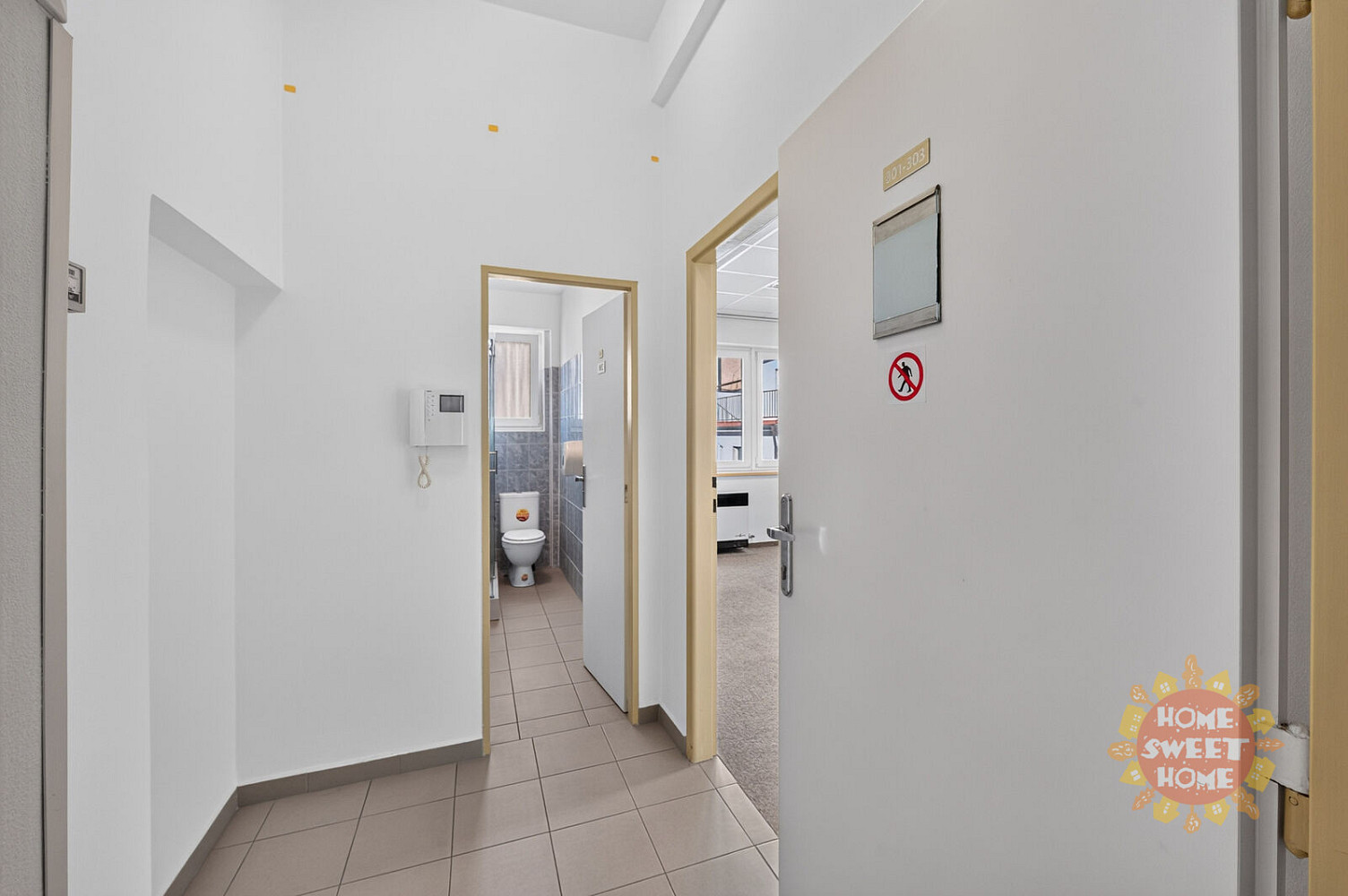Pronájem kanceláře 27 m² – fotografie 4