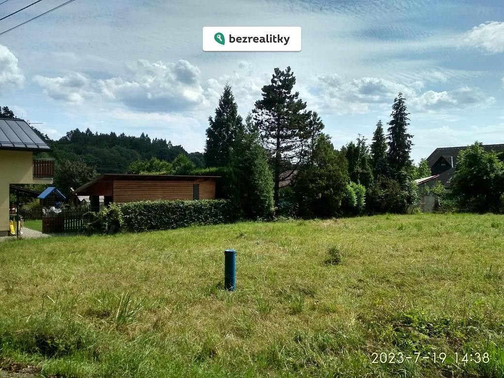 Prodej stavebního pozemku 1 000 m²