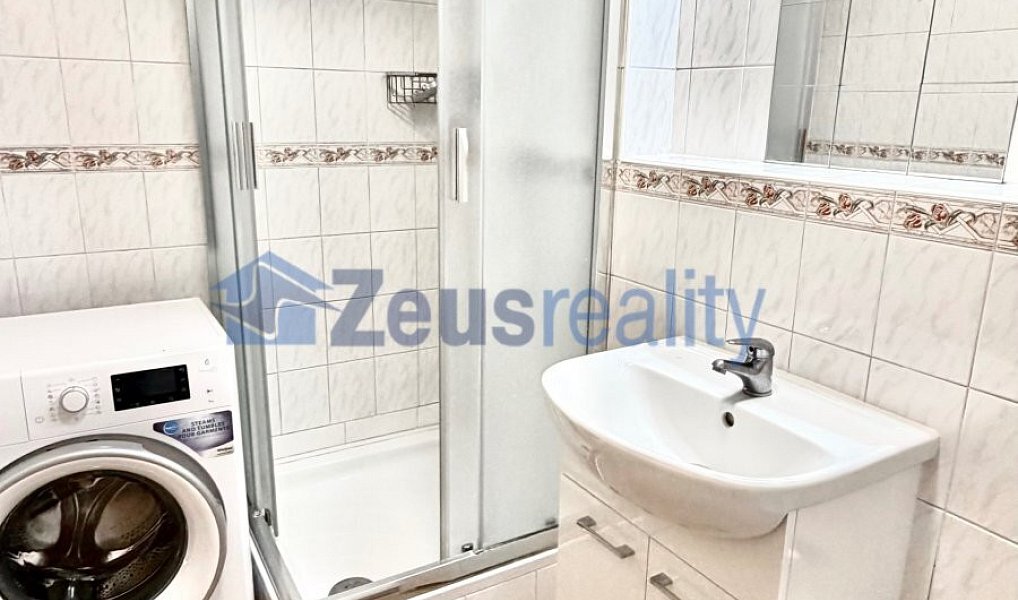 Pronájem bytu 1+kk 39 m², Praha – náhled fotky 7