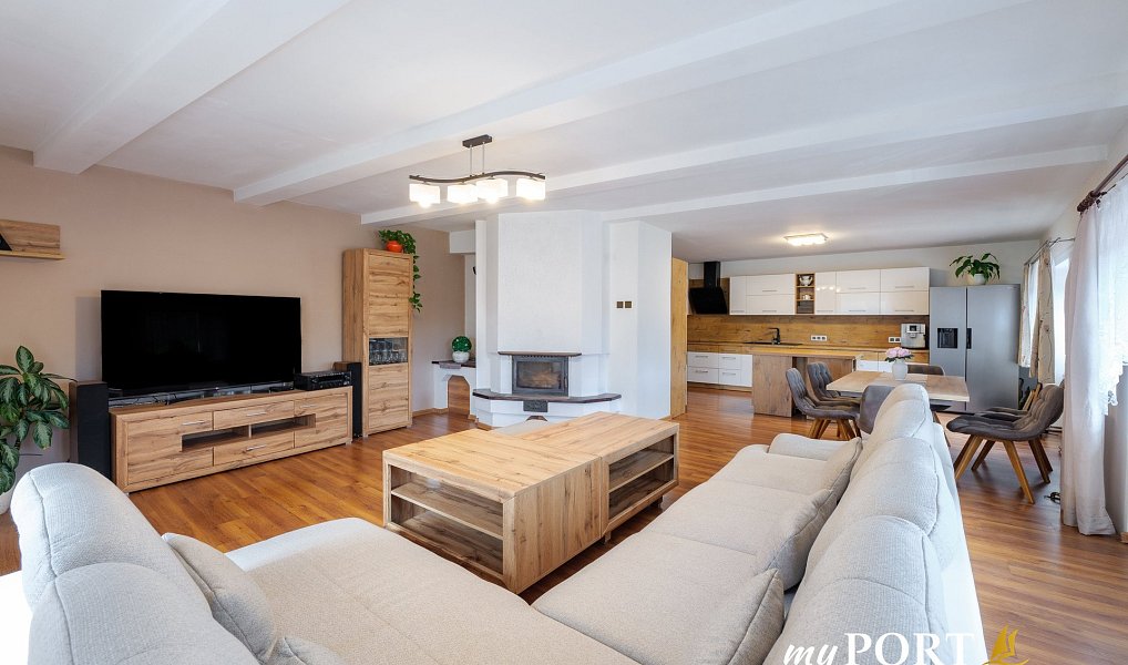 Prodej domu 322 m² s pozemkem 445 m², Chyše – náhled fotky 6