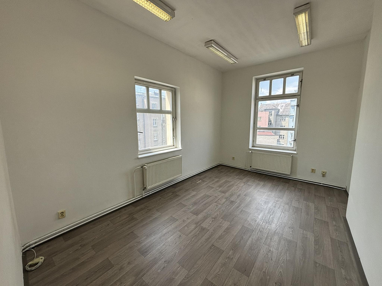 Pronájem kanceláře 80 m²
