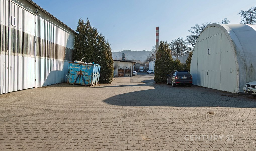 Pronájem skladovacích prostor 270 m², Hranice – náhled fotky 10