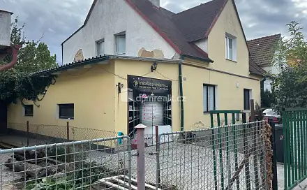 Prodej domu 211 m² s pozemkem 588 m², K Fialce, Praha 5 - Stodůlky