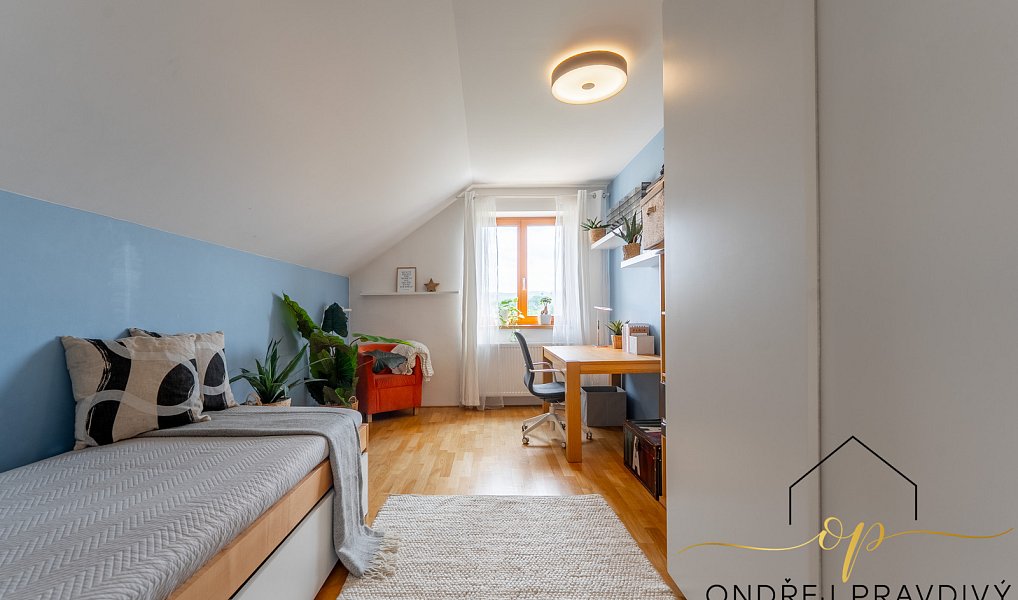 Prodej domu 237 m² s pozemkem 1 360 m², Liteň – náhled fotky 22