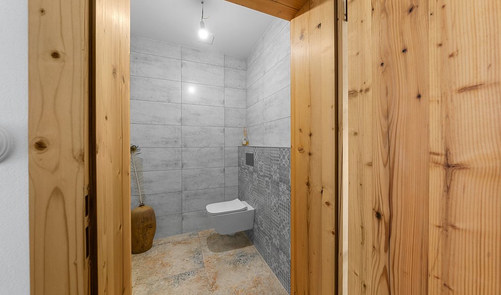 Prodej domu 182 m² s pozemkem 1 107 m², Trnovany – náhled fotky 15