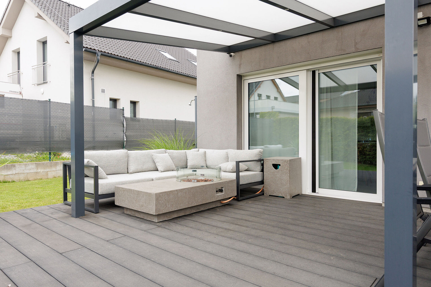 Pronájem domu 202 m² s pozemkem 316 m² – pohled 3