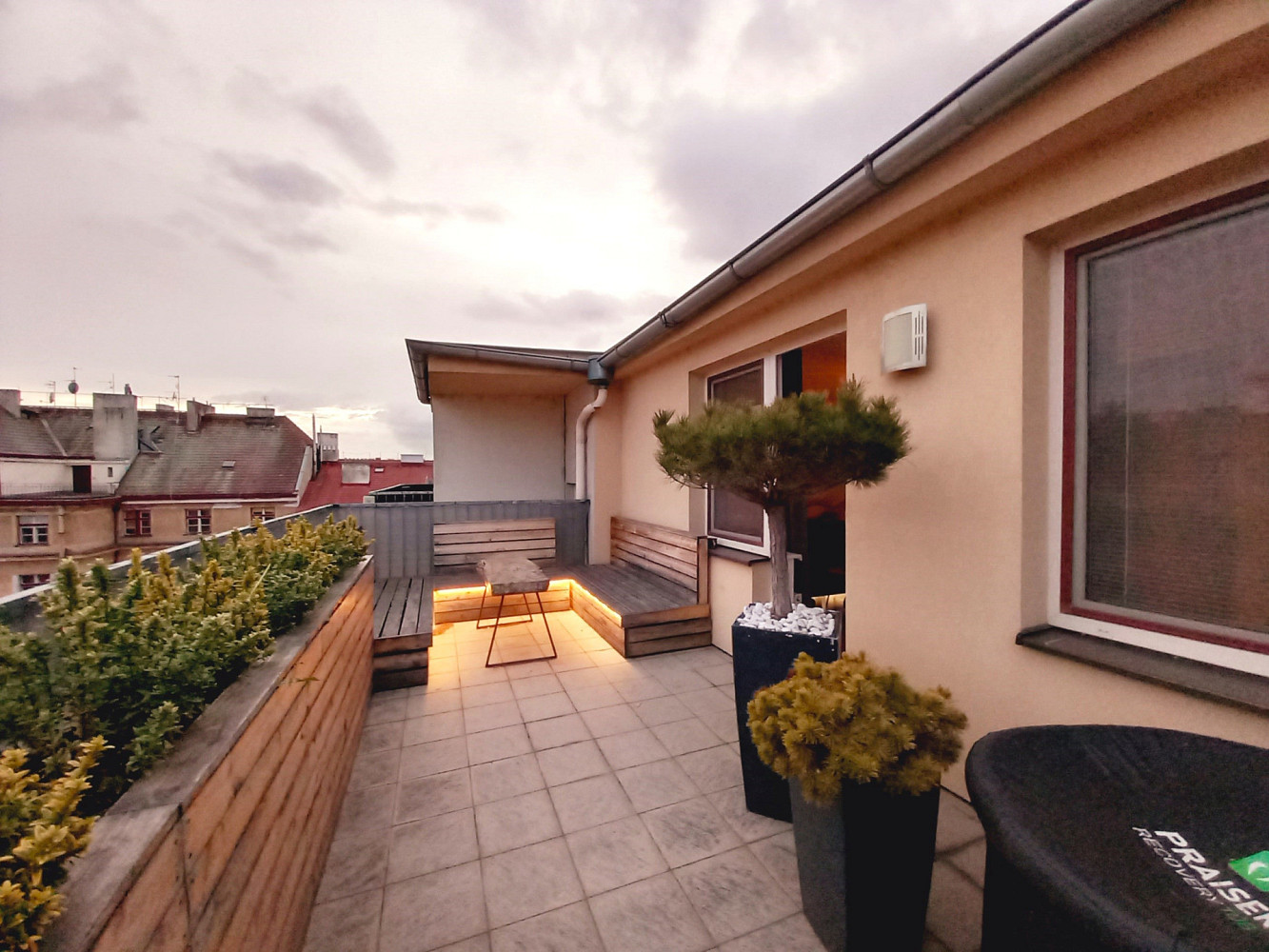Pronájem bytu 2+kk 42 m²