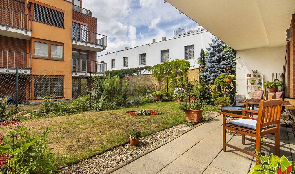 Prodej bytu 2+kk 58 m², Praha – náhled fotky 19