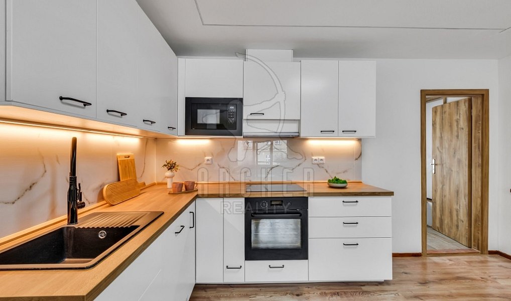 Prodej bytu 5+kk 104 m², Kněžmost – náhled fotky 3