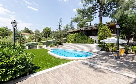 Prodej domu 244 m² s pozemkem 1 620 m², Robledo de Chavela, Španělsko