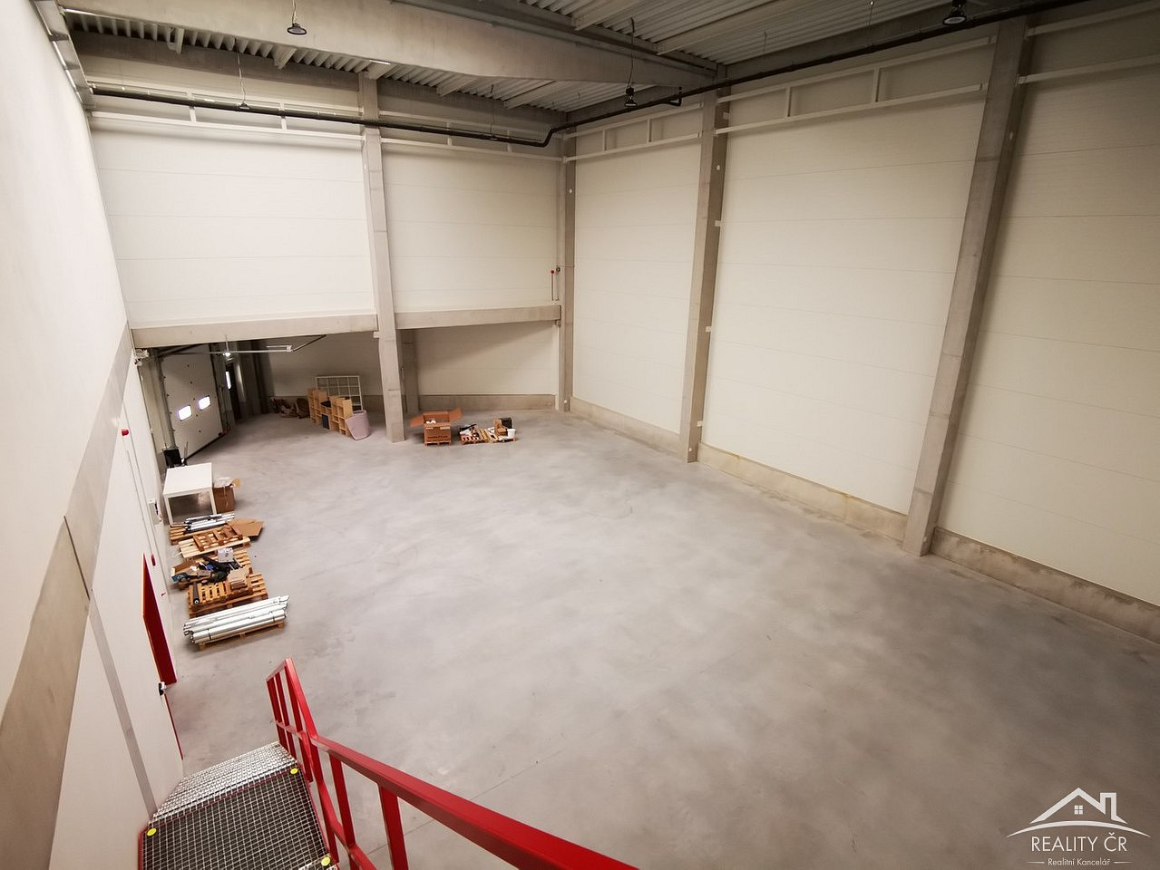 Pronájem skladovacích prostor 1 094 m² – fotografie 4