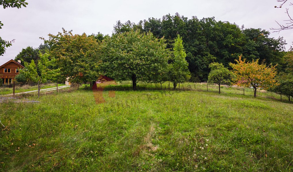 Prodej stavebního pozemku 1 801 m², Radim – náhled fotky 7