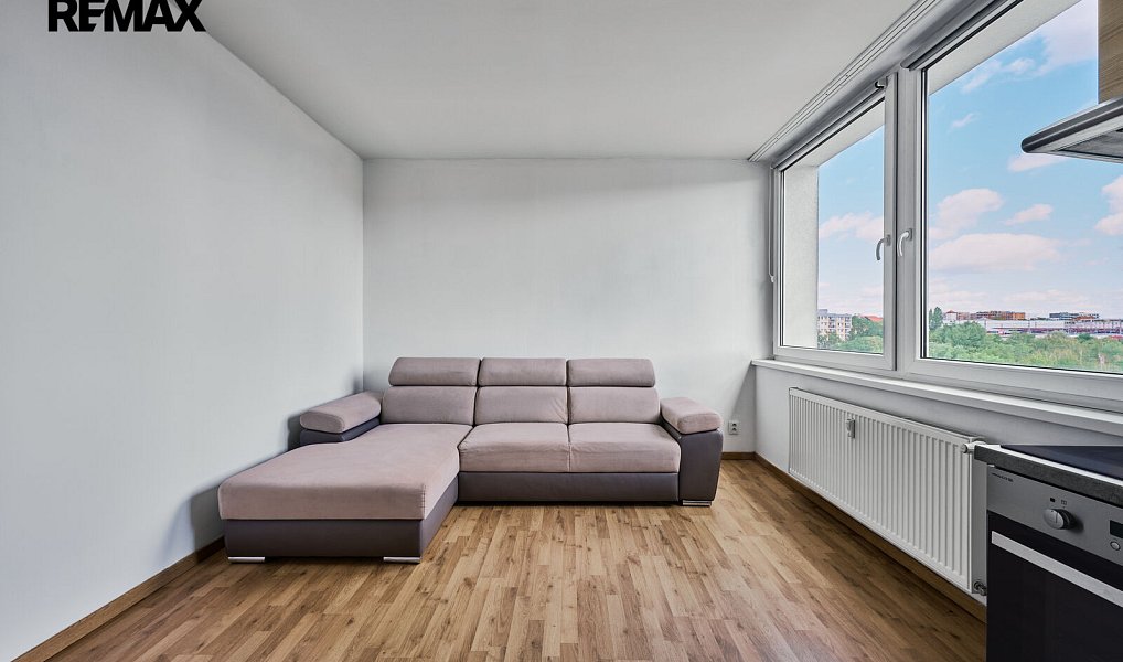 Prodej bytu 2+kk 45 m², Praha – náhled fotky 2