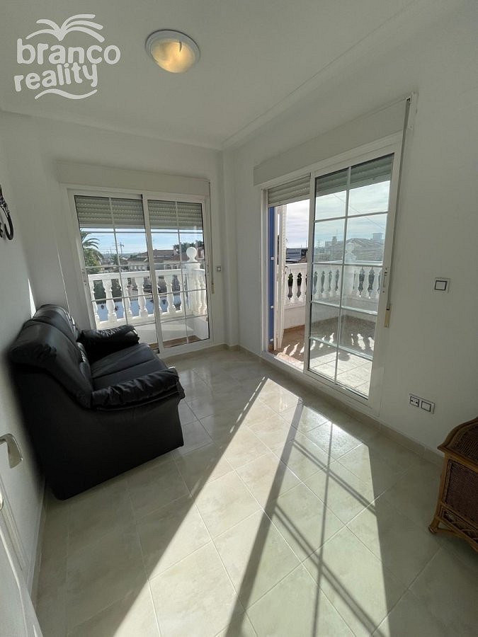 Prodej domu 202 m² s pozemkem 876 m² - Vista 2