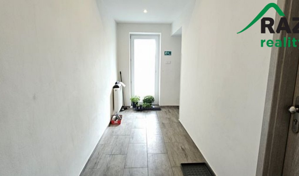 Prodej domu 263 m² s pozemkem 272 m², Plzeň – náhled fotky 11
