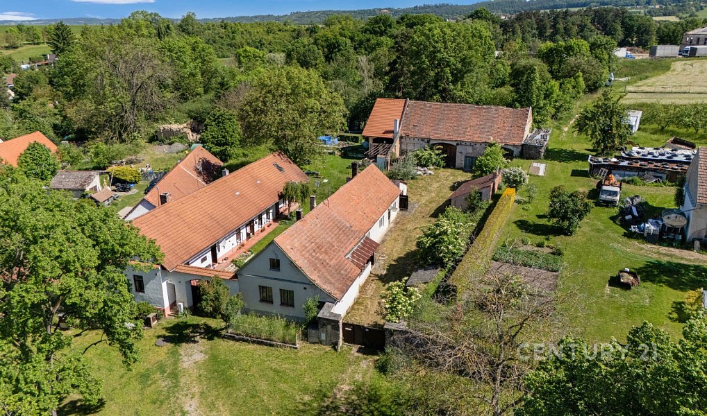 Prodej domu 142 m² s pozemkem 1 434 m², Bousov – náhled fotky 2
