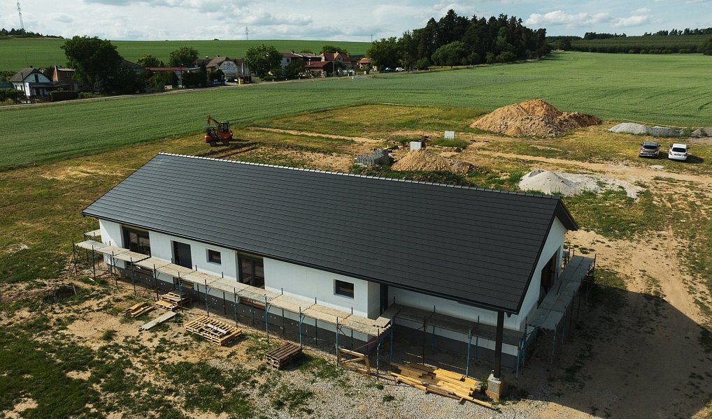Prodej domu 191 m² s pozemkem 762 m², Loza – náhled fotky 3