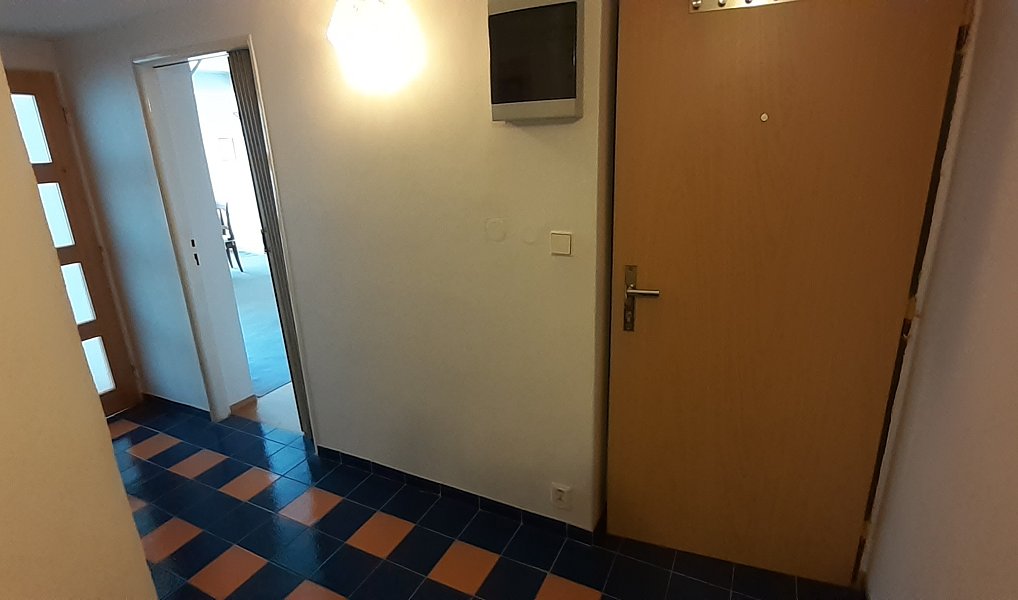 Prodej bytu 3+1 89 m², Praha – náhled fotky 25