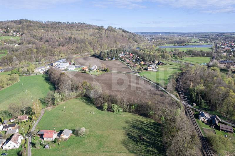 Prodej stavebního pozemku 2 776 m² – fotografie 4
