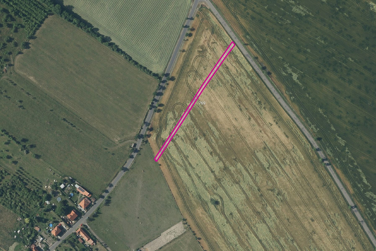 Prodej pole 8 110 m² — photo 2