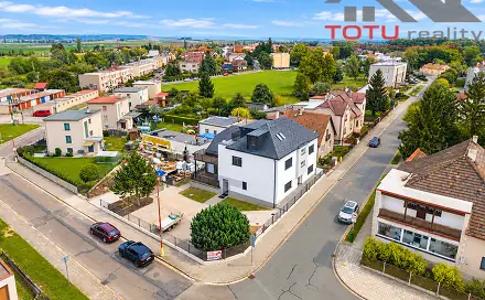 Pronájem bytu 3+kk 74 m²