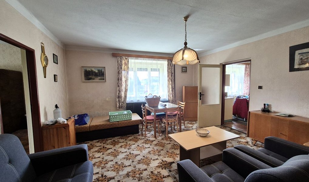 Prodej domu 239 m² s pozemkem 1 451 m², Zalužany – náhled fotky 14