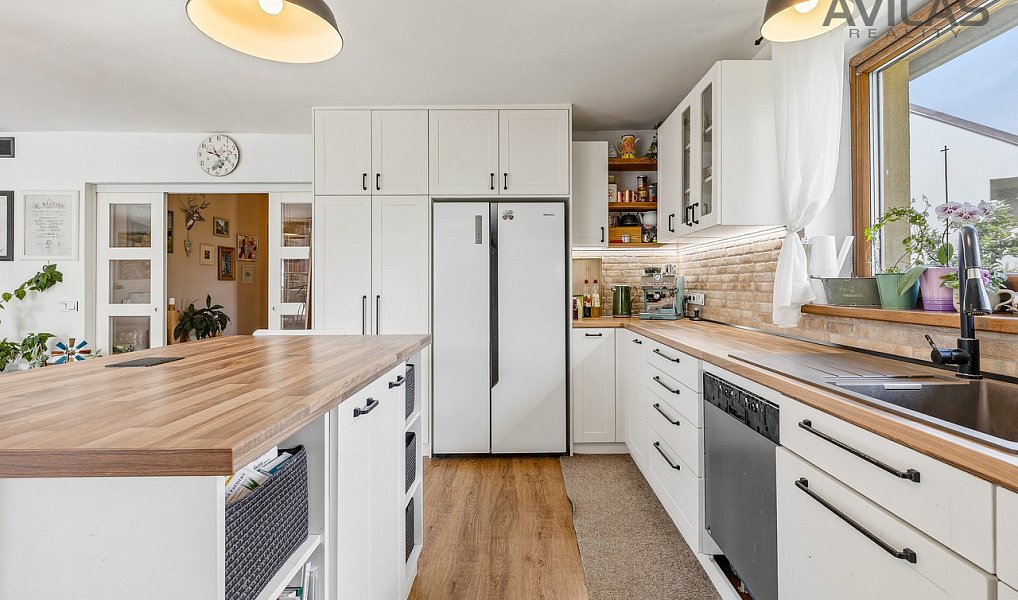 Prodej domu 184 m² s pozemkem 2 893 m², Rožmitál pod Třemšínem – náhled fotky 16