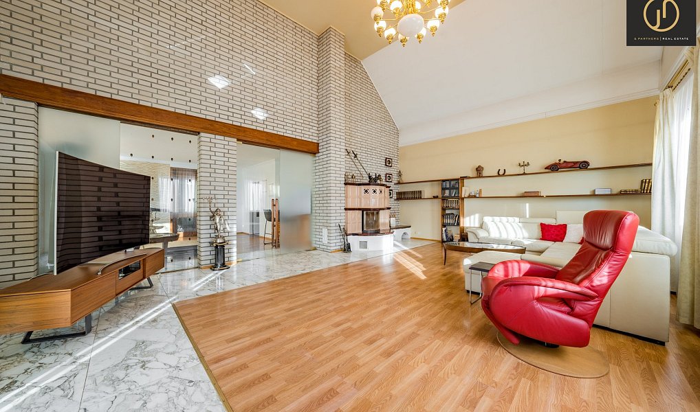 Prodej domu 535 m² s pozemkem 3 420 m², Sýkořice – náhled fotky 7