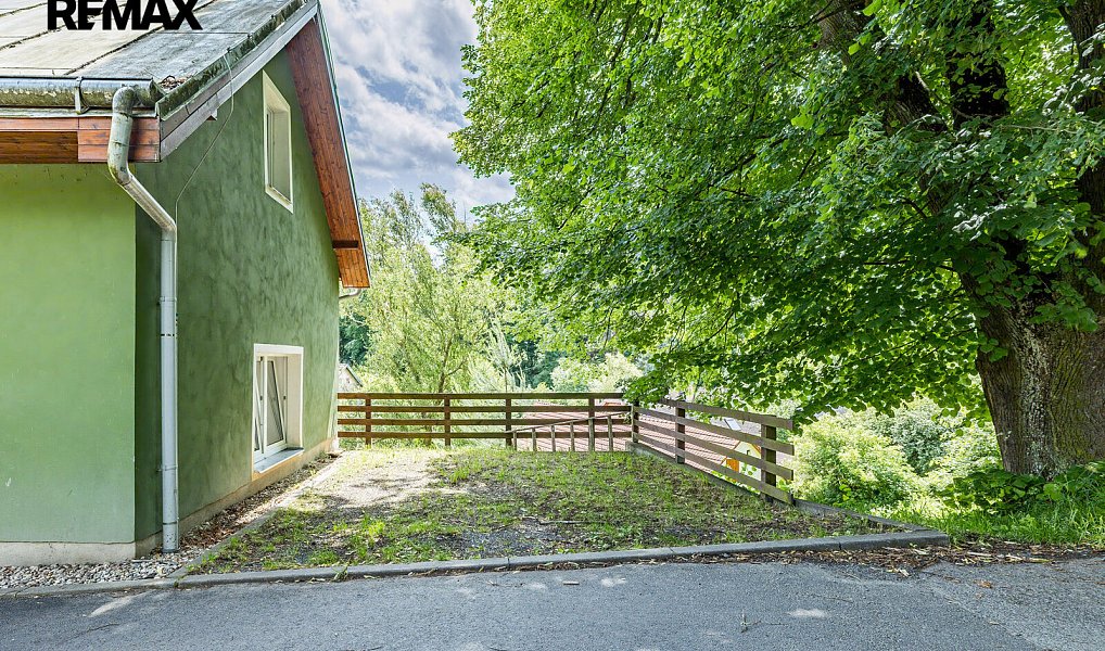 Prodej domu 142 m² s pozemkem 347 m², Všestary – náhled fotky 26