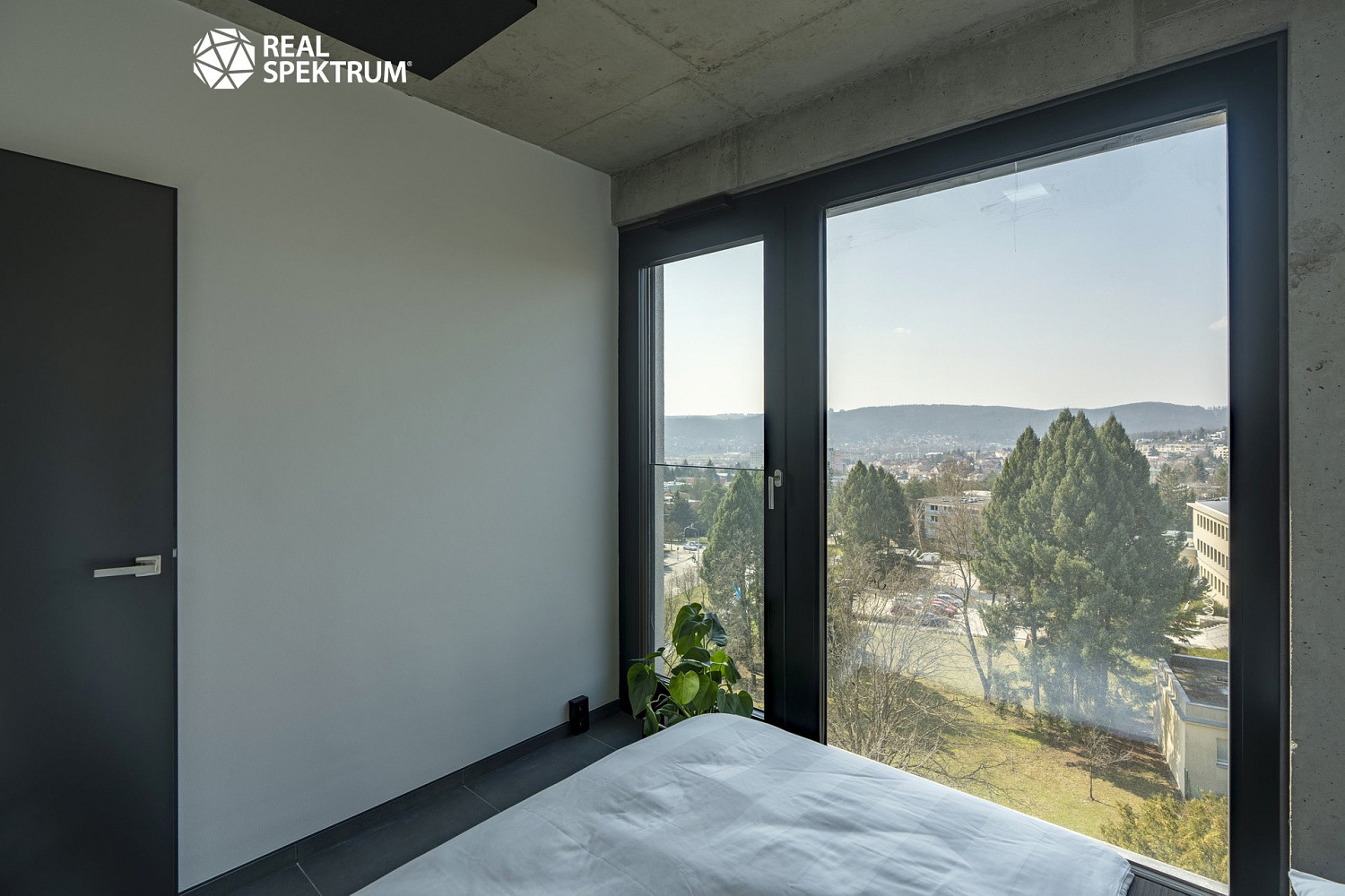 Pronájem bytu 2+kk 47 m² — photo 2