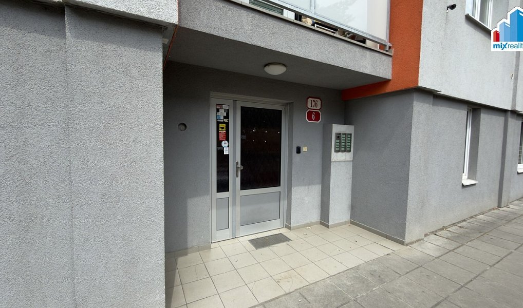 Pronájem bytu 3+1 60 m², Plzeň – náhled fotky 2
