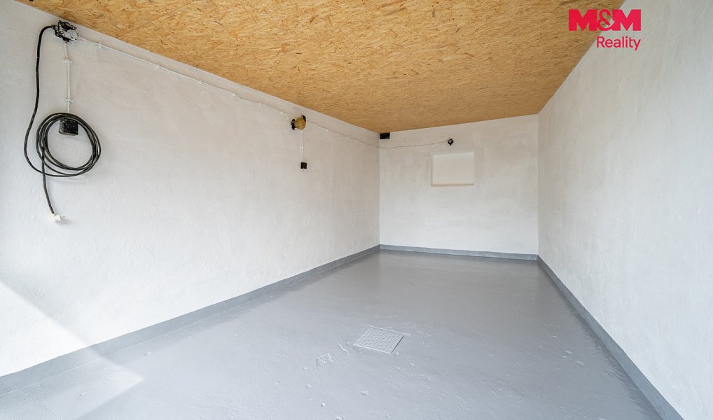 Prodej garáže, 20 m2, Plzeň, ul. Na Sklárně, Plzeň – náhled fotky 2