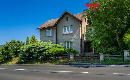 Prodej domu 147 m² s pozemkem 2 033 m²