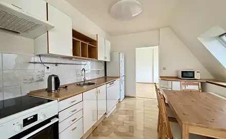 Pronájem bytu 3+kk 62 m²