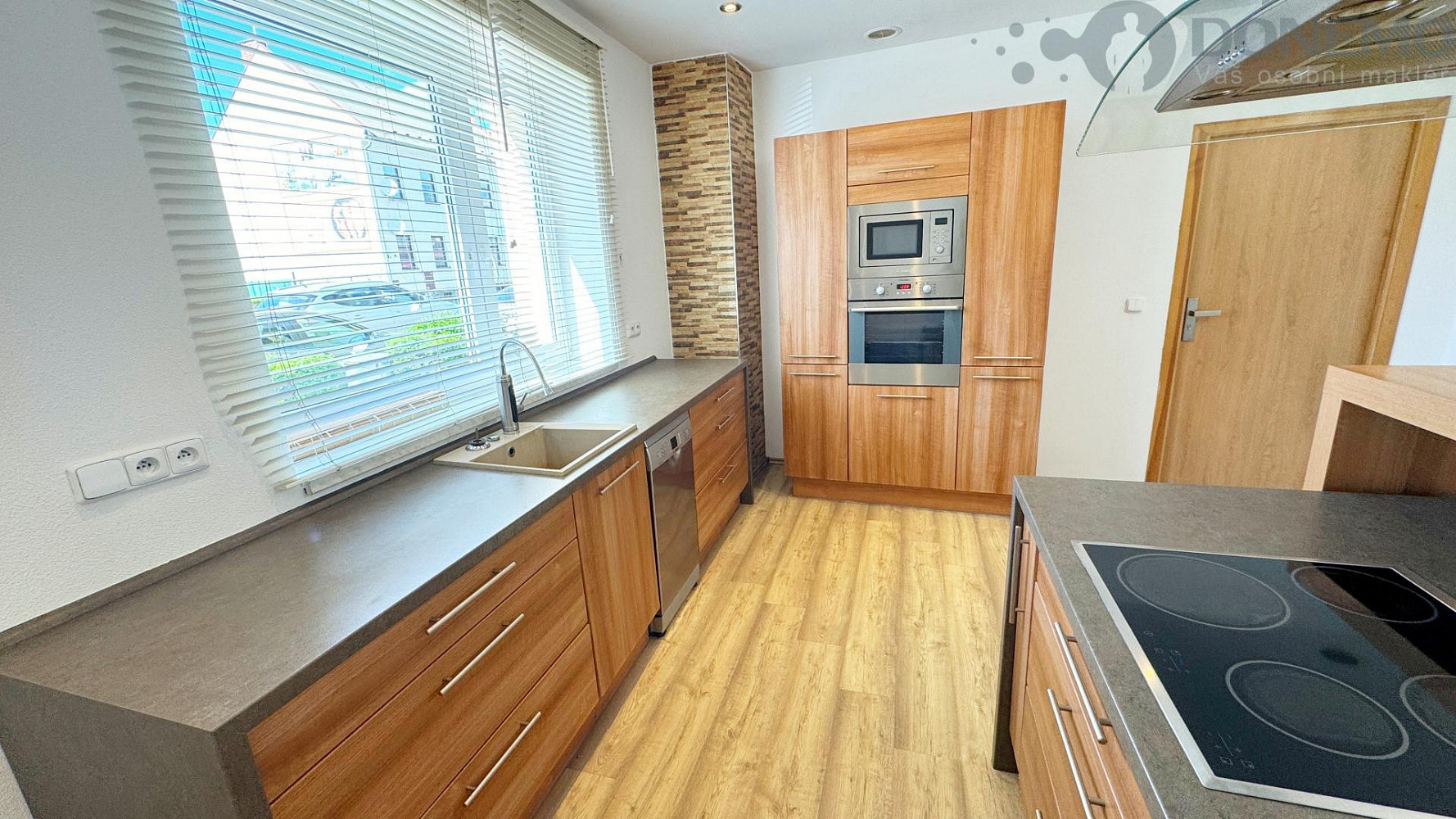 Pronájem bytu 1+1 40 m² — photo 2