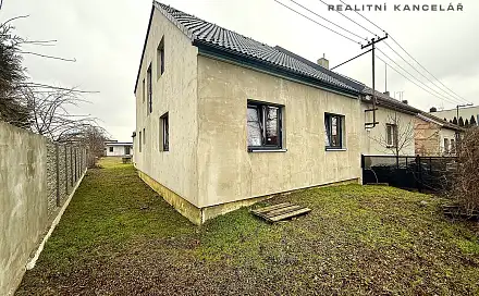 Prodej domu 218 m² s pozemkem 945 m², U Bylanky, Pardubice - Svítkov