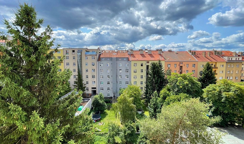 Prodej bytu 3+1 88 m², Praha – náhled fotky 5