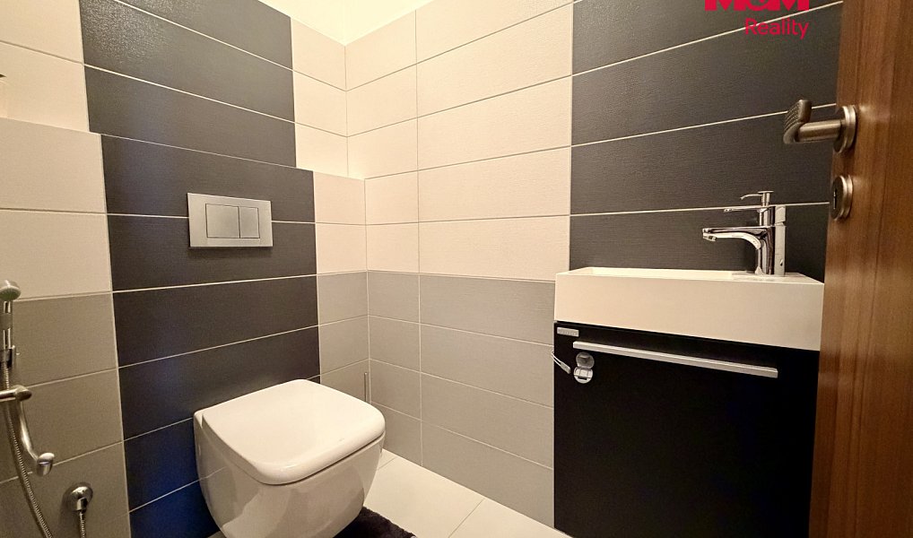 Prodej bytu 4+kk 146 m², Ivančice – náhled fotky 10