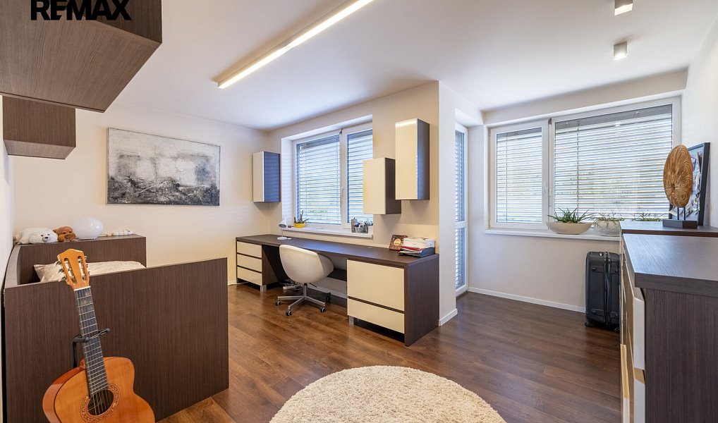 Prodej domu 155 m² s pozemkem 447 m², Zlín – náhled fotky 19