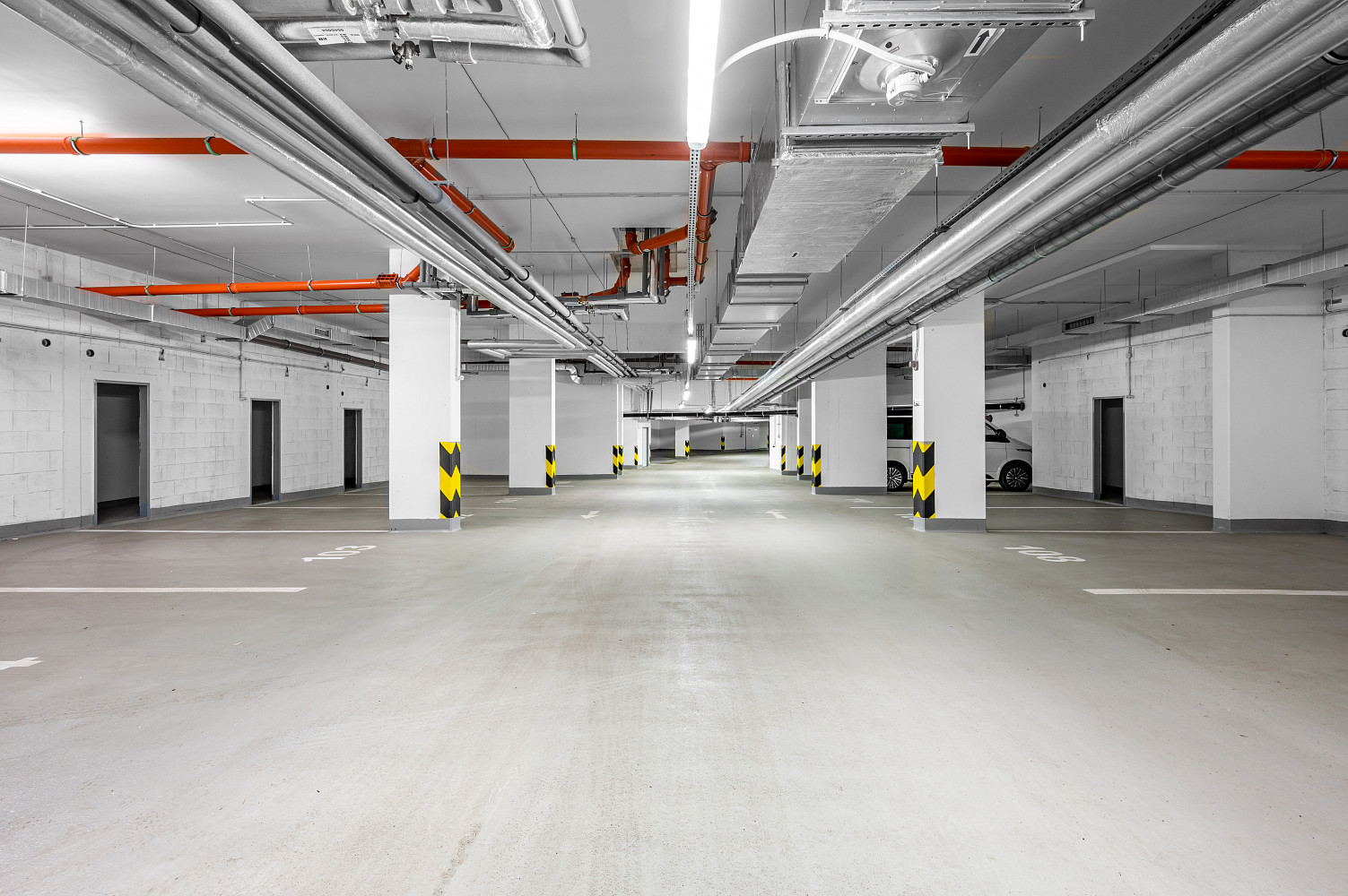 Parkovací stání k pronájmu na praze 9 - palmovka — photo 2