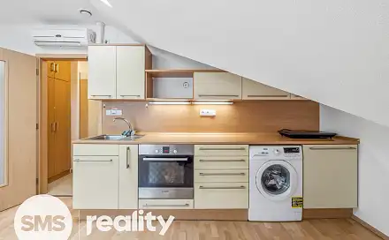 Pronájem bytu 1+kk 29 m², Hálkova, Humpolec, okres Pelhřimov