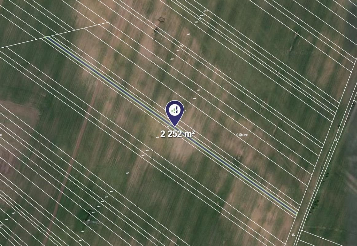 Prodej pole 2 252 m²
