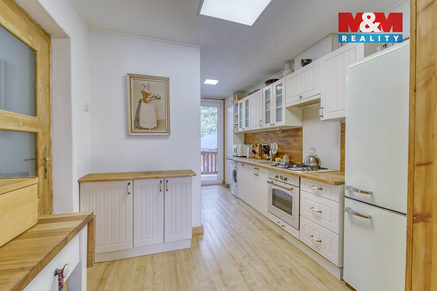 Prodej domu 250 m² s pozemkem 1 171 m² – fotografie 2